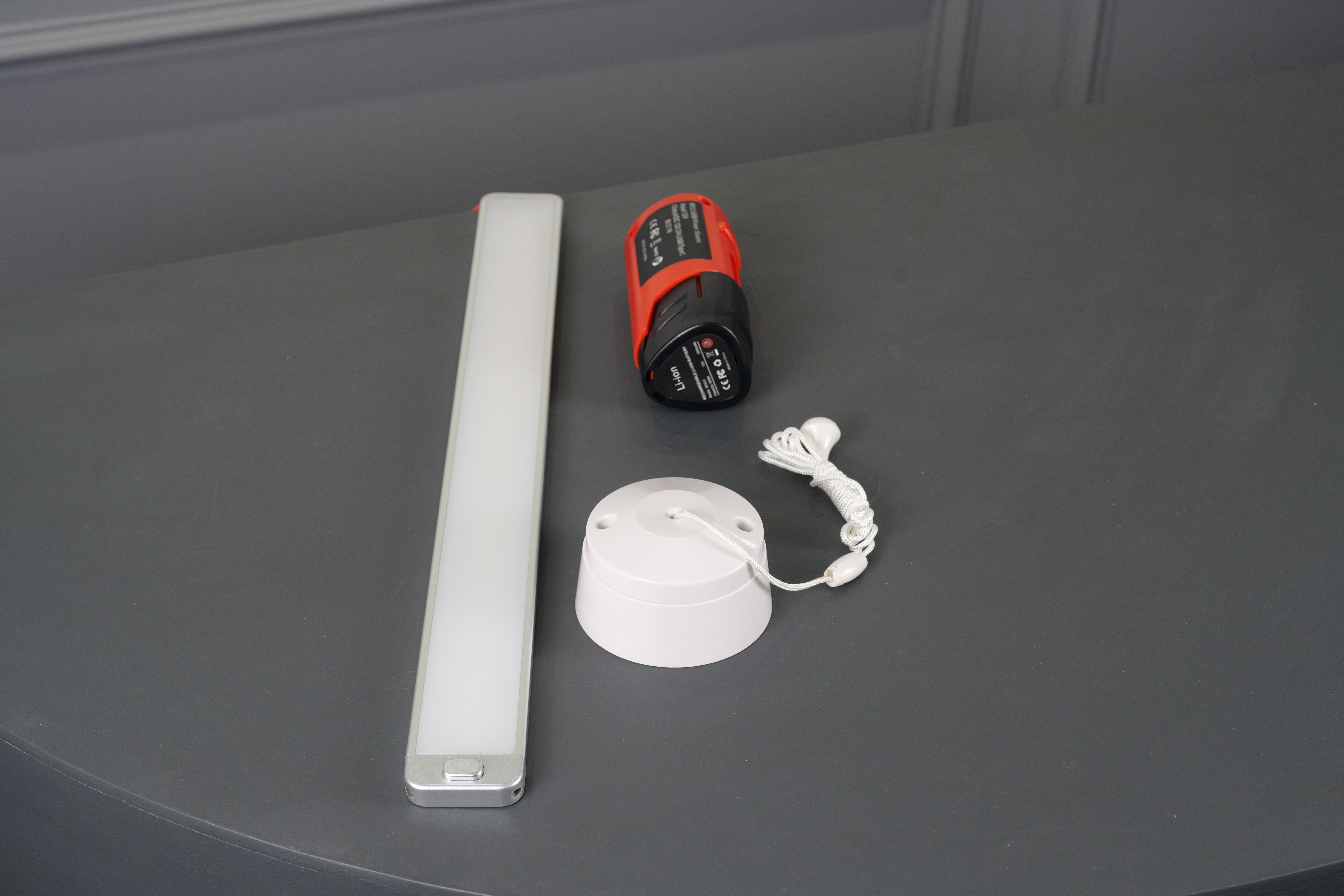 UKLB Loft Light Standard Kit